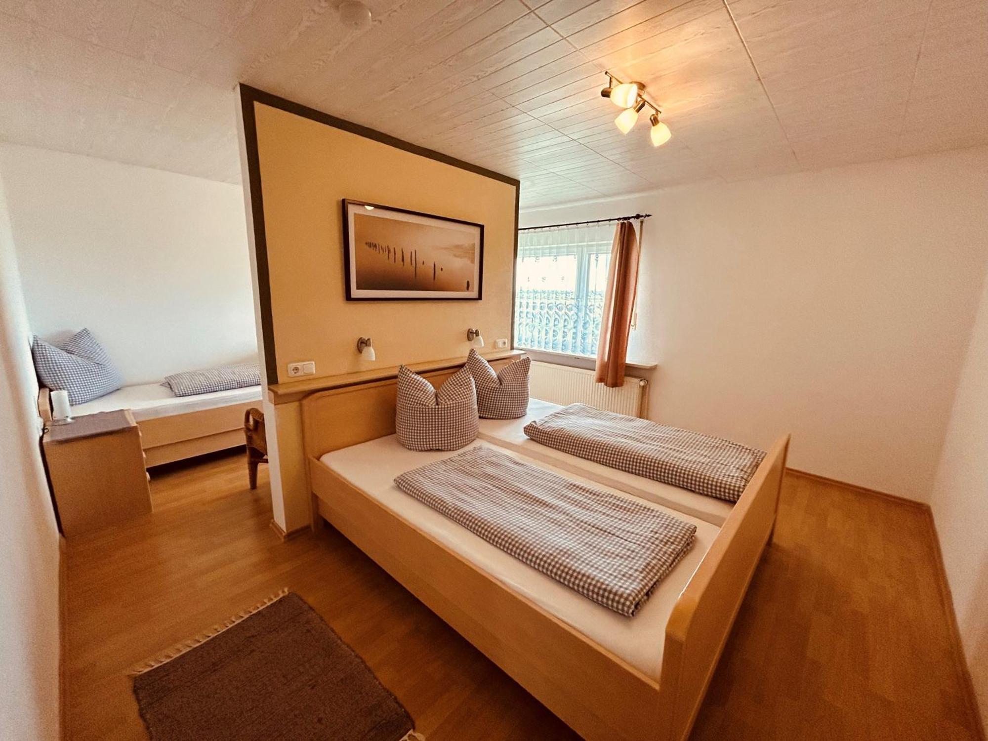 Pension Zum Krug, Messe Muenchen Hergolding Quarto foto